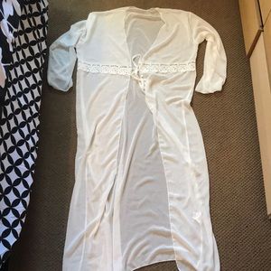 Boohoo size 18 Sheer white beach kimono coverup